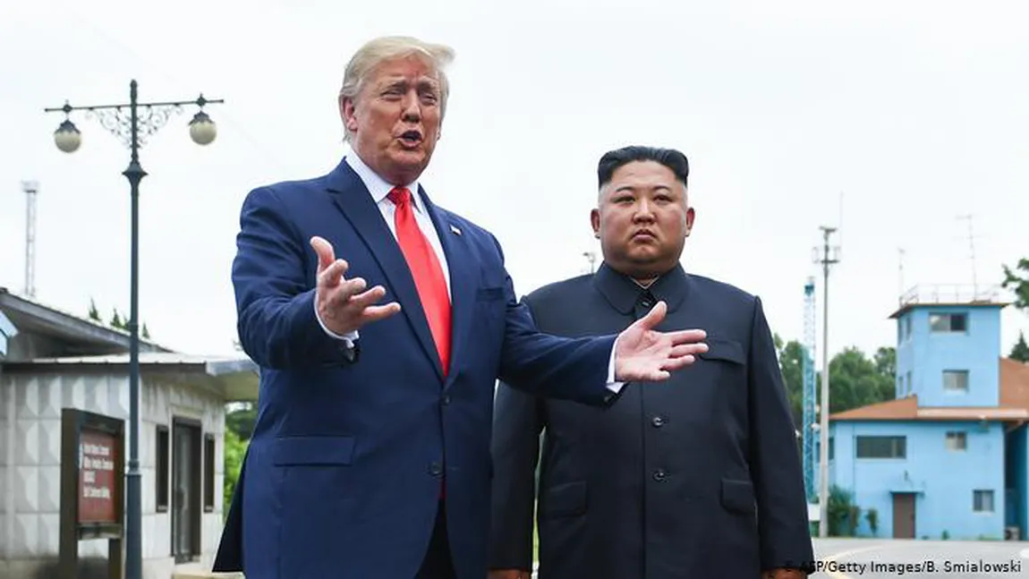 Donald Trump aşteaptă un cadou de Crăciun de la Kim Jong-Un. 