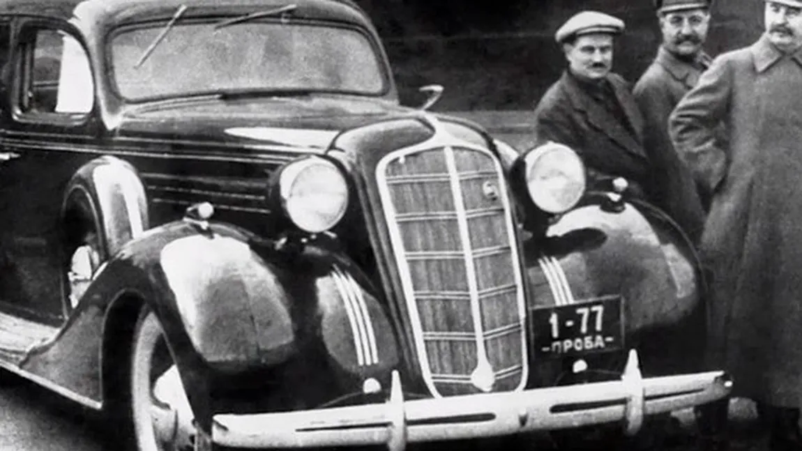 Moscova: Limuzina care i-ar fi aparţinut lui Stalin, găsită într-un garaj, la o zi după ce a fost furată