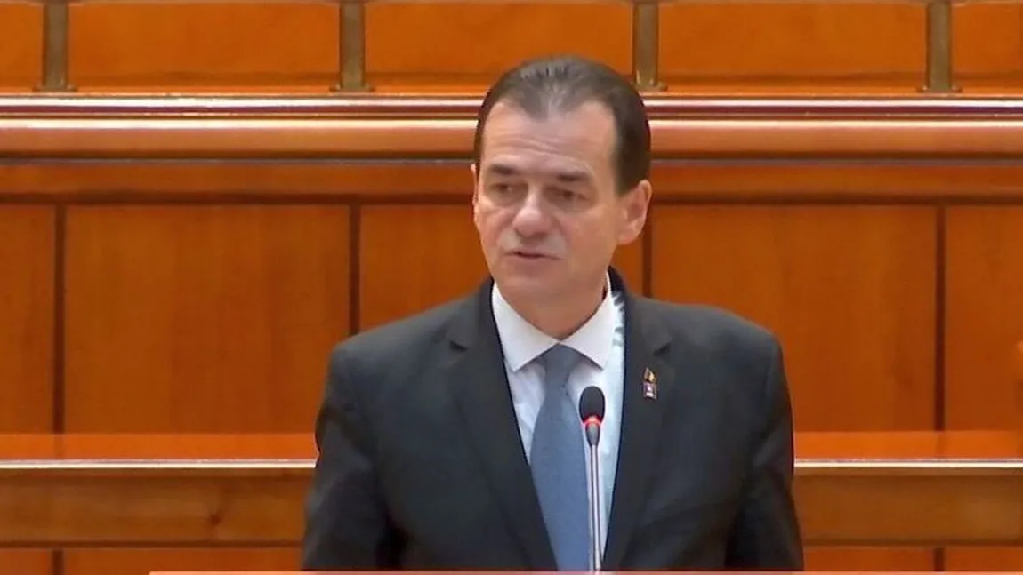 Râsete şi aplauze în timpul discursului lui Ludovic Orban din Parlament. Ce greşeală a făcut premierul