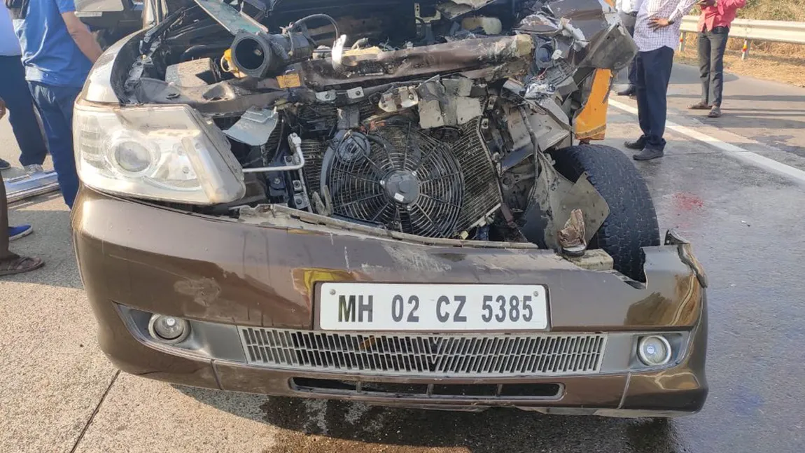 O actriţă celebră a fost rănită în accident de maşină. Imagini teribile cu vedeta întinsă pe şosea FOTO