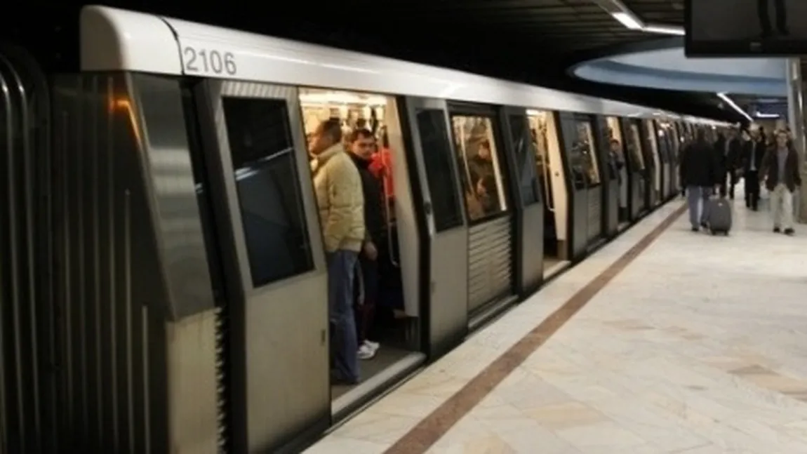 Bărbat atacat cu cuţitul în Bucureşti. Panică la metrou