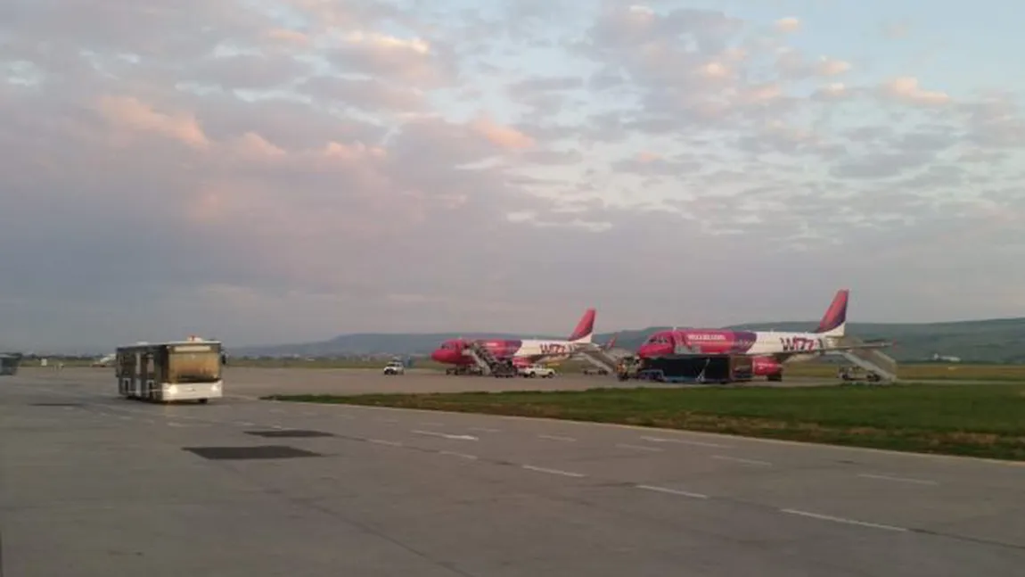 Alertă pe aeroportul din Cluj-Napoca! O stewardesă care a călătorit în zona contaminată cu coronavirus a alertat autorităţile