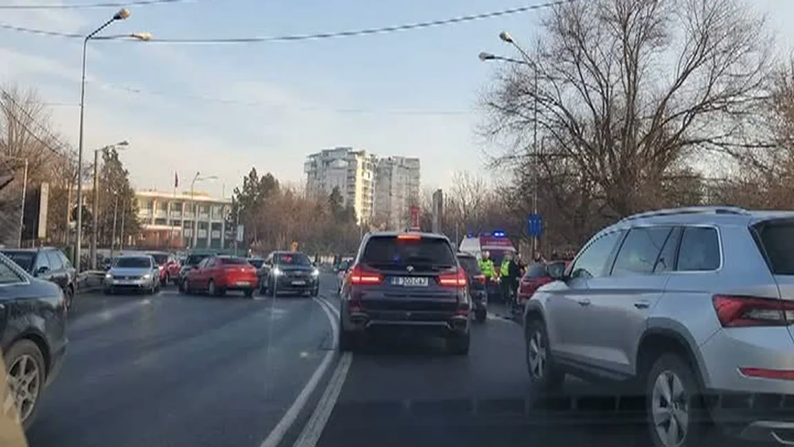 Accident cu cinci maşini lângă Ambasada Chinei din Bucureşti