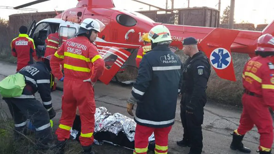 Maşină cu patru adulţi şi doi copii, răsturnată în Prahova. Elicopterul SMURD, trimis de urgenţă