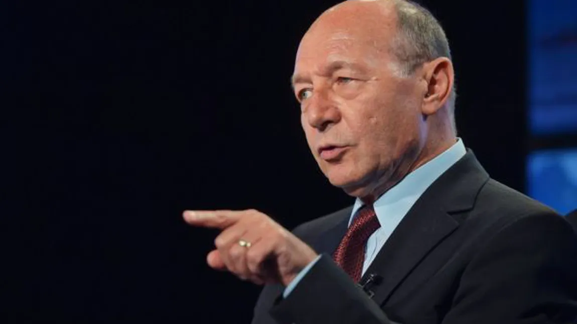 Traian Băsescu AVERTIZEAZĂ şi lansează o serie de recomandări în cinci părţi pentru revenirea din criza cauzată de COVID 19