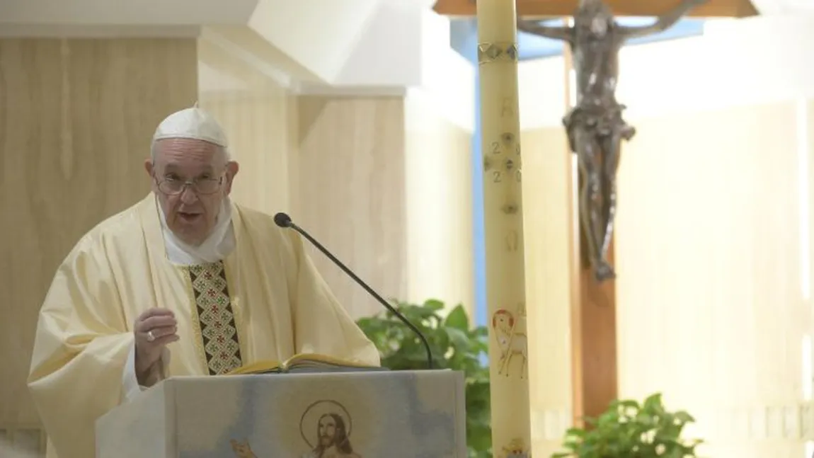 Papa Francisc a făcut o donaţie importantă pentru Suceava. Cinci ventilatoare şi sute de materiale medicale, trimise de Vatican