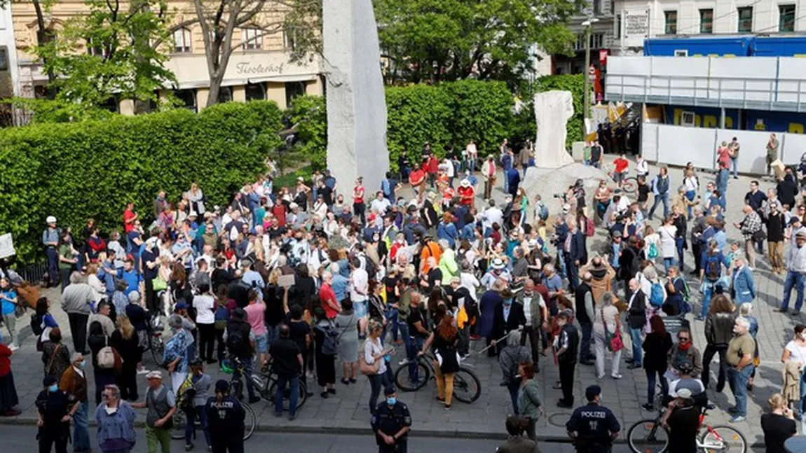 Protest în centrul Vienei împotriva măsurilor pentru combaterea COVID-19