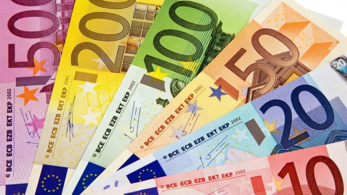 Fiecare român va avea la finalul anului 2020 o datorie de 1000 de euro