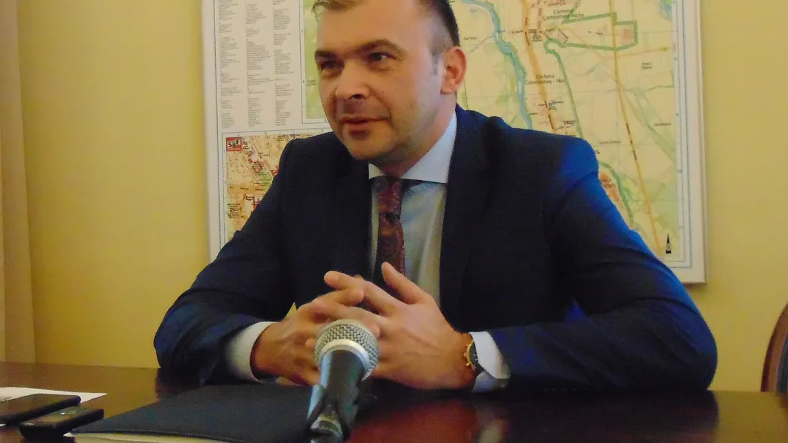 Primarul municipiului Caransebeş este urmărit penal pentru instigare la abuz în serviciu şi la fals intelectual