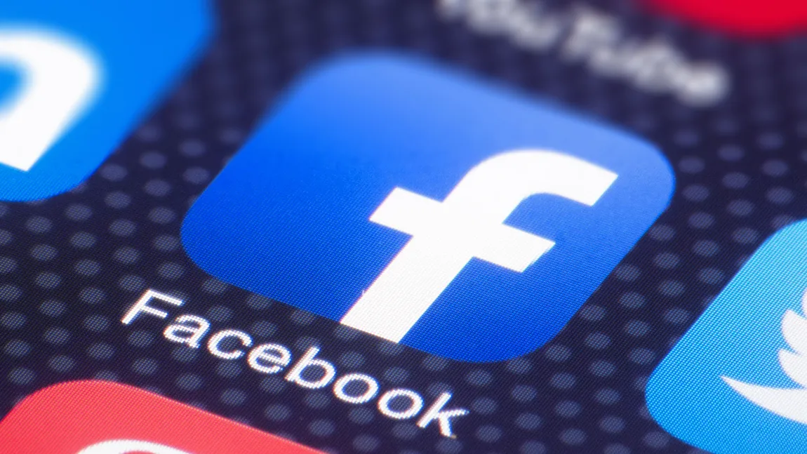 Facebook le permite angajaţilor să lucreze la distanţă până la sfârşitul anului