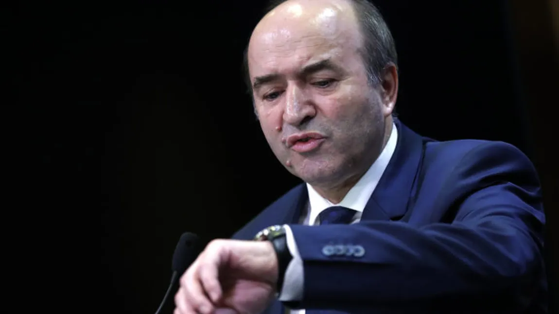 Tudorel Toader, despre presiunile făcute de Liviu Dragnea pentru modificarea Codului Penal. 