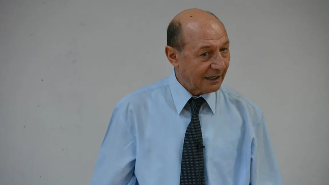 Traian Băsescu: 