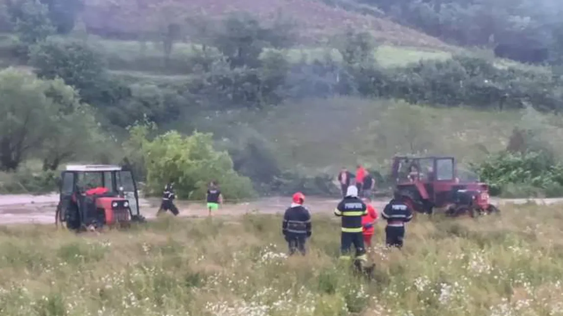 Copilul de 4 ani luat de viitură în Bihor a fost găsit mort