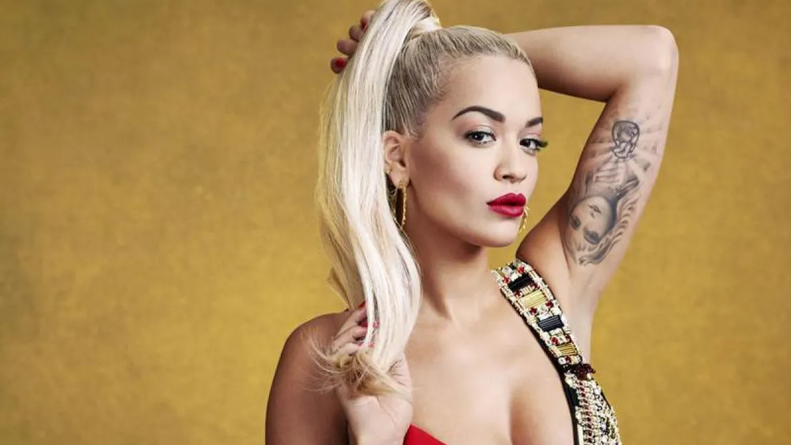 Rita Ora, imagini incendiare după o sesiune de sport la domiciliu. Cum s-a pozat artista