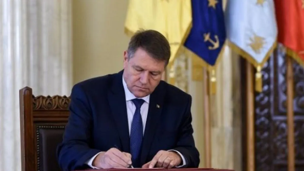 Magistraţi eliberaţi din funcţie prin decret de preşedintele Iohannis