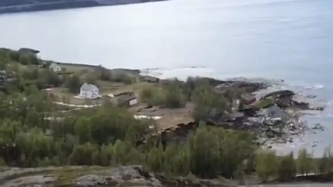 Case înghiţite de apă mării după o alunecare de teren în Norvegia. Imagini uluitoare