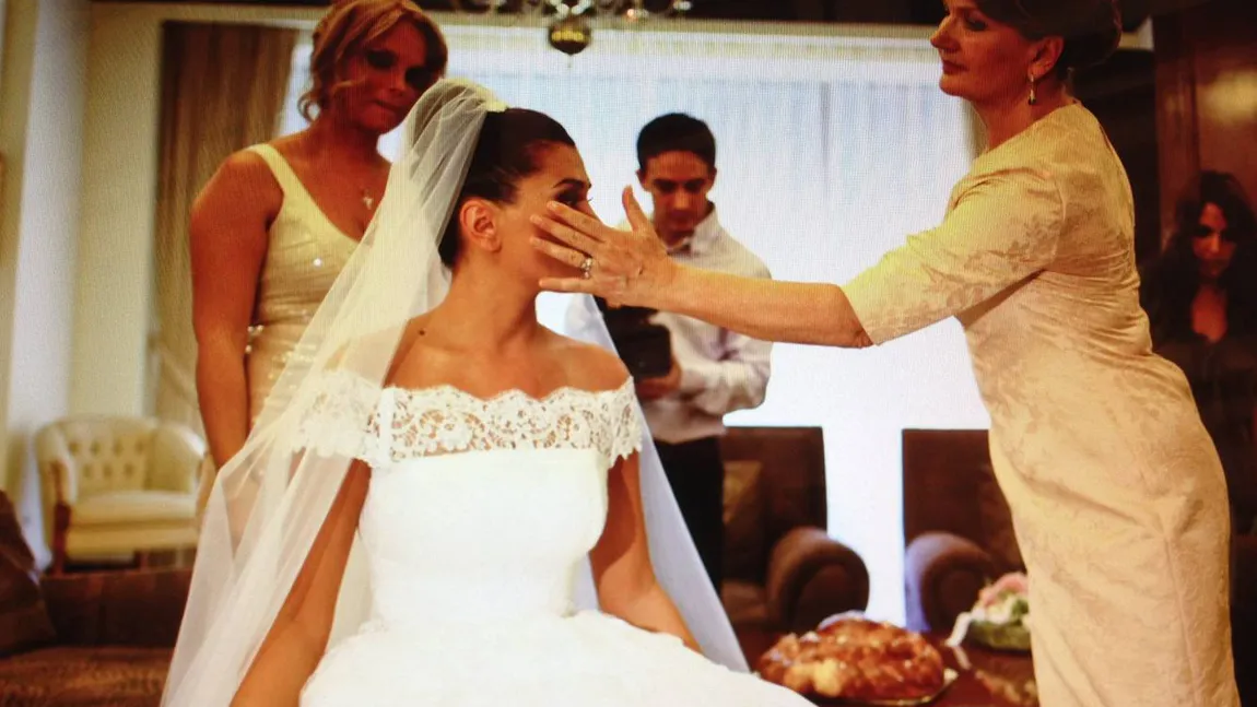 Românii se căsătoresc tot mai târziu şi în număr din ce în ce mai mic. Numărul nunţilor a scăzut dramatic în ţara noastră