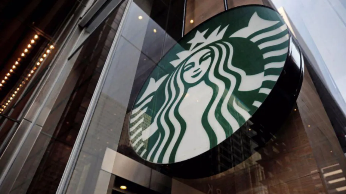 PepsiCo şi Starbucks suspendă publicitatea pe Facebook în semn de protest