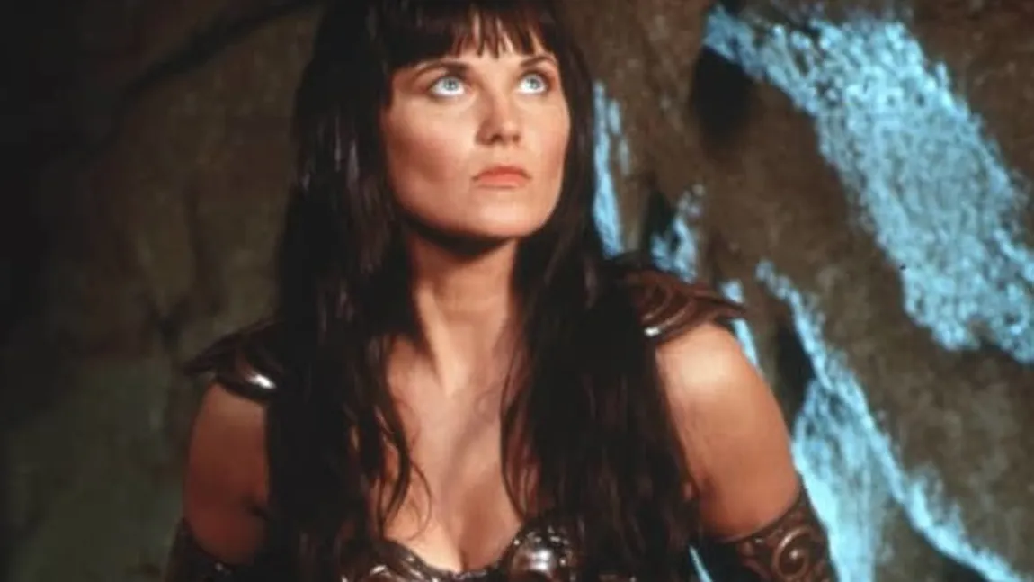 Îţi mai aminteşti de Xena- Prinţesa războinică? Cum arată acum Lucy Lawless, care a fost acuzată că e lesbiană