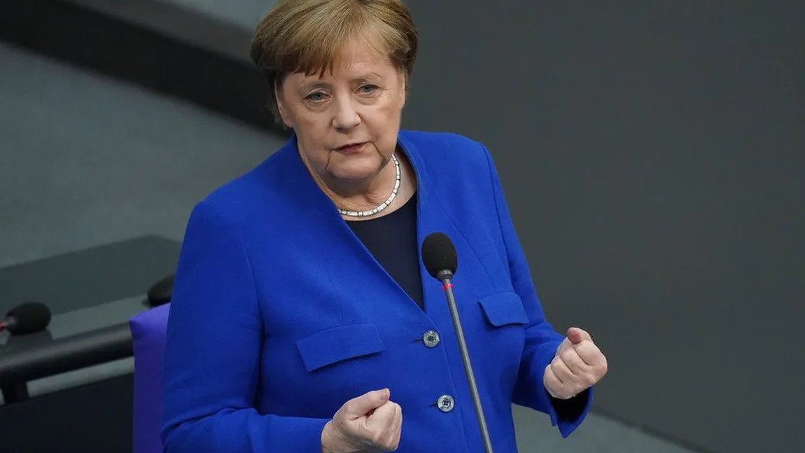 Angela Merkel şi liderii principalelor instituţii ale UE dezbat miercuri, la Bruxelles, planul de redresare economică