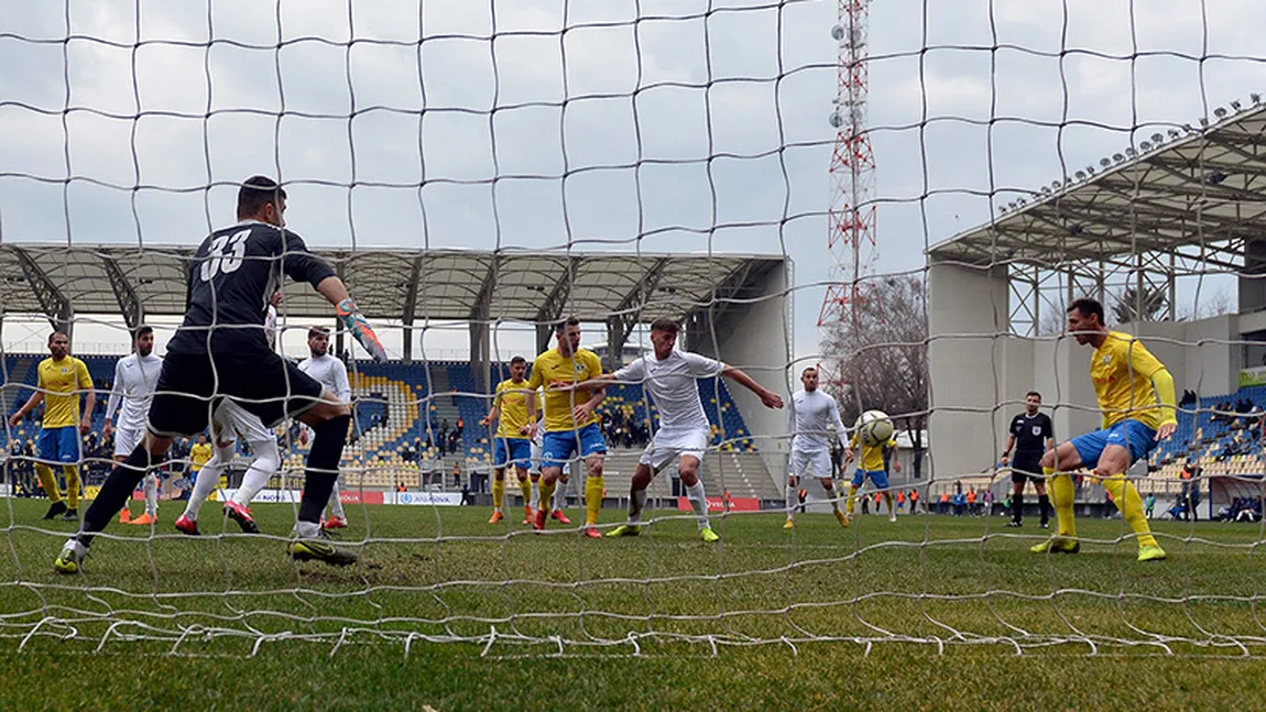 FRF doreşte suspendarea totală a campionatului. Îndemnul adresat cluburilor din Liga 1 de Răzvan Burleanu