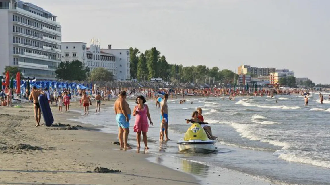 Un turist a venit cu puşca cu aer comprimat pe litoral. Poliţiştii l-au plasat sub control judiciar