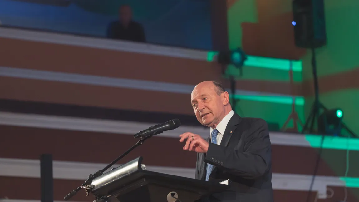 Băsescu: 