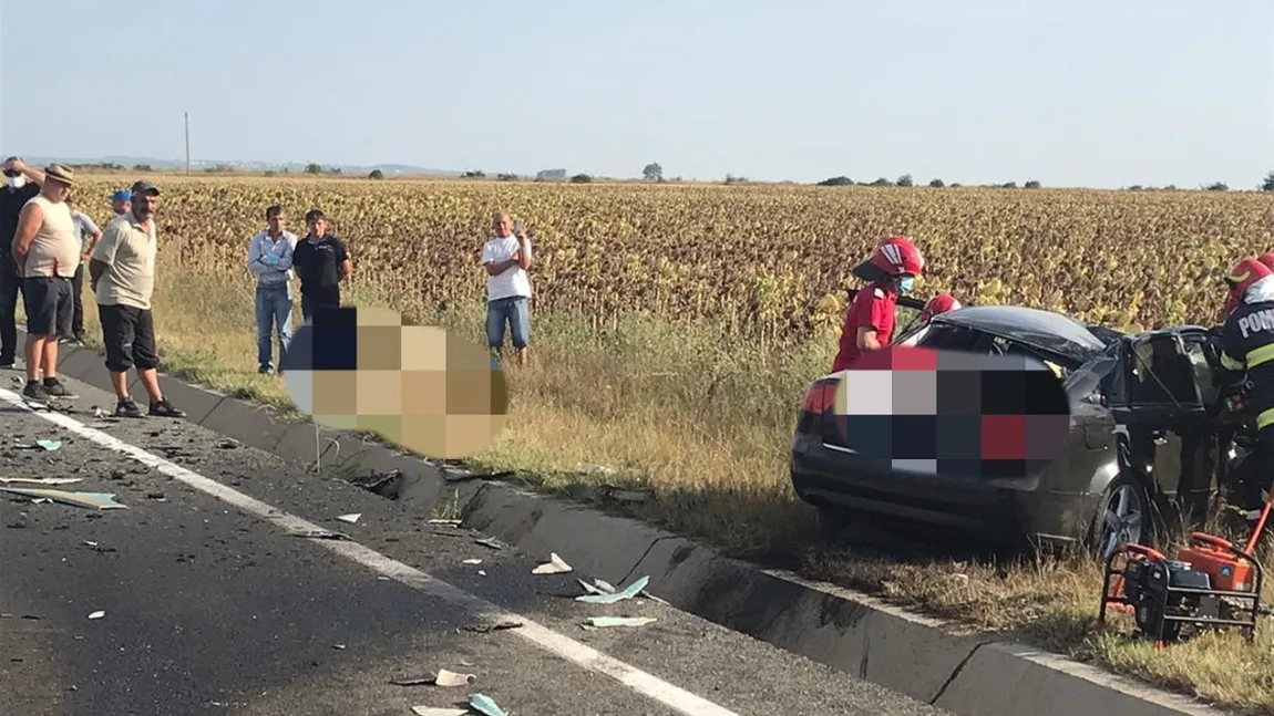 Accident mortal în Vrancea. Un autoturism a pătruns pe contrasens şi a intrat într-un camion