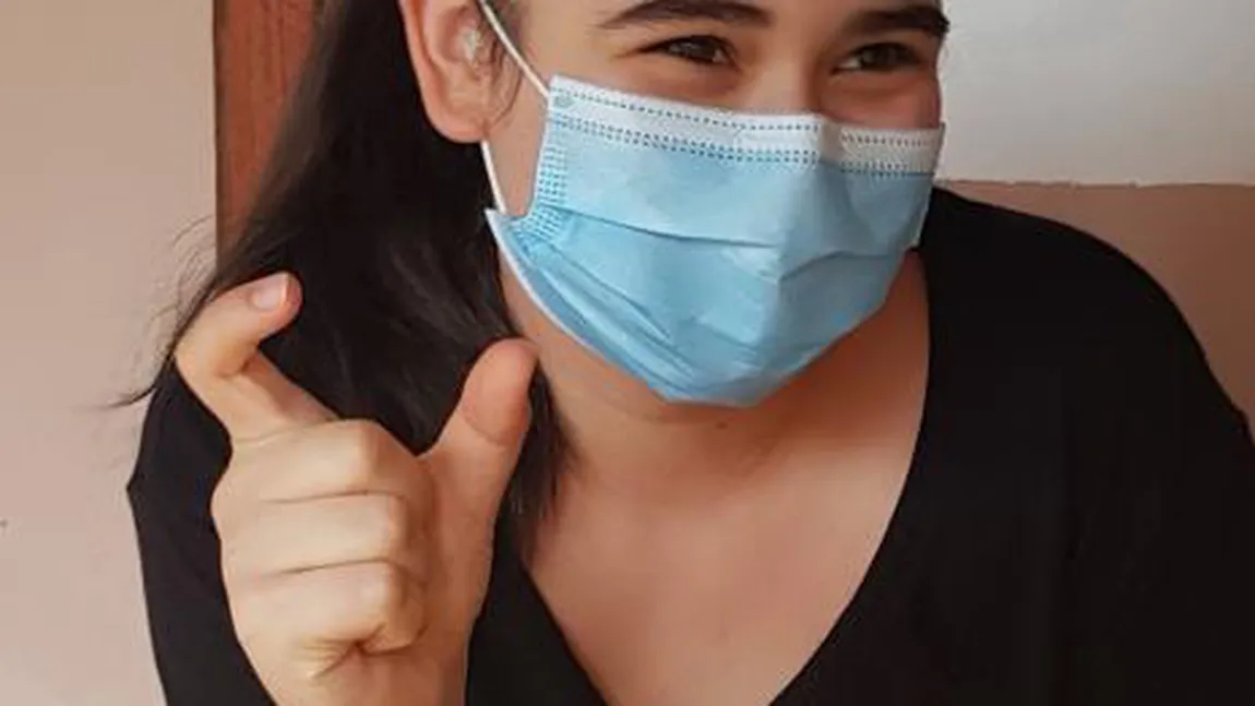 FOTO. Ariana, fetiţa internată la cerere ca să-şi protejeze mama de COVID-19: 