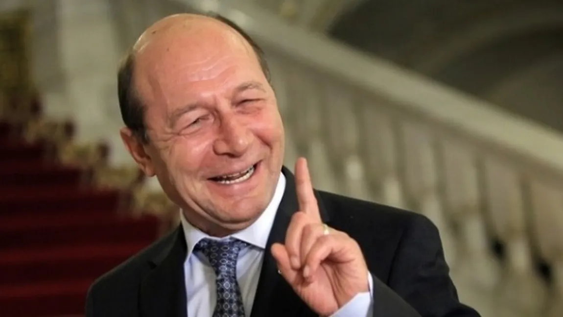 Traian Băsescu critică restricţiile aplicate teraselor: 