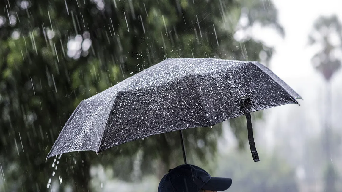 AVERTIZARE METEO. COD PORTOCALIU şi GALBEN de ploi, vijelii şi grindină. HARTA zonelor afectate