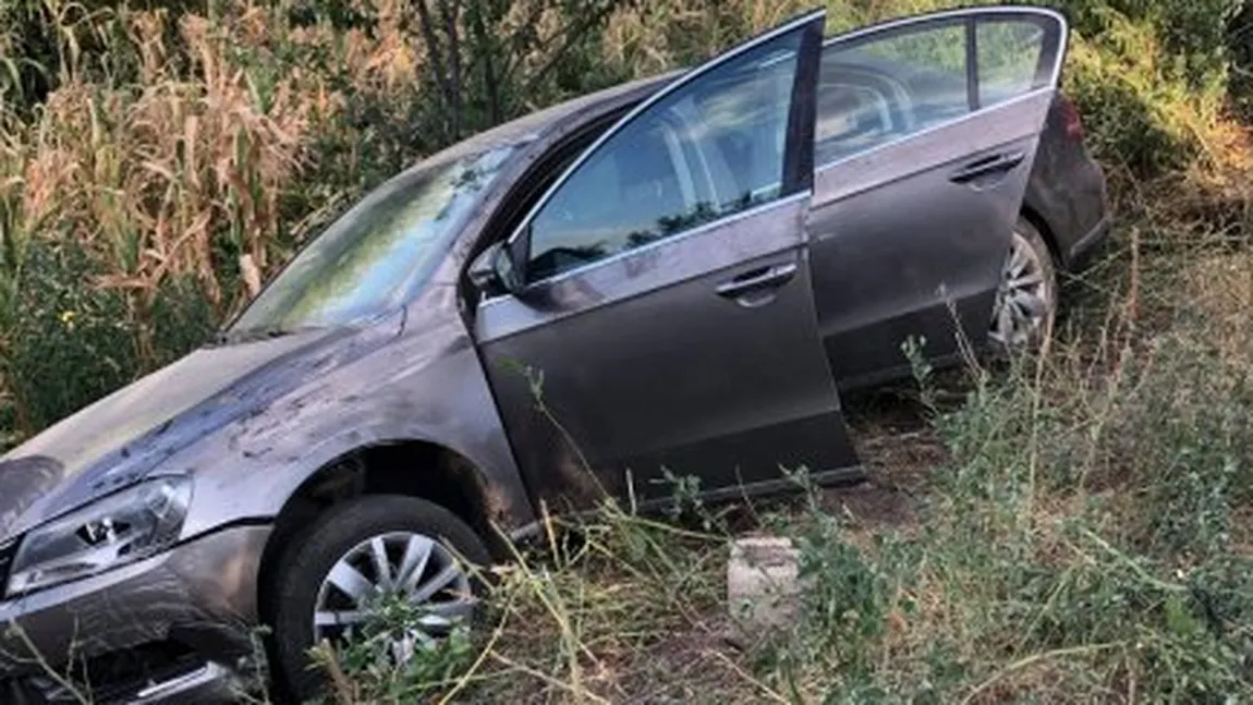 Accident cu maşina de pompe funebre furată. Trei tineri au fost la un pas de moarte