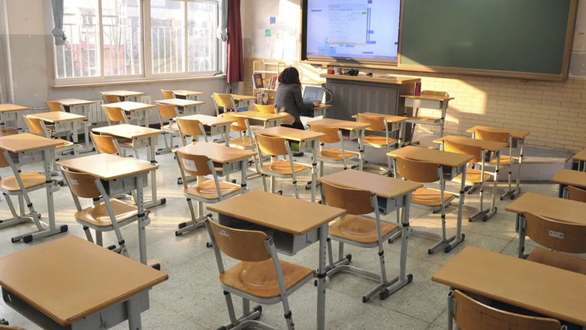 Şcolile din Bucureşti au aflat scenariul de funcţionare. Cinci unităţi de învăţământ ar funcţiona după scenariul roşu UPDATE