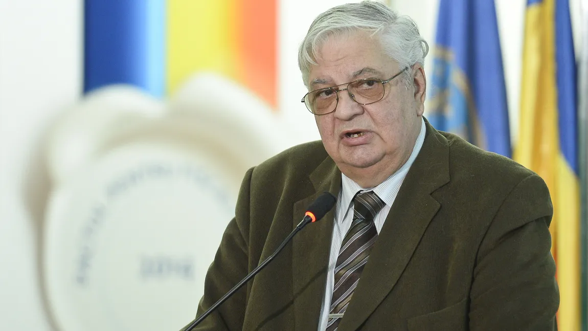 Economistul Mircea Coșea: „Pensiile speciale sunt instrumente politice. Actuala clasă politică nu le va îndepărta
