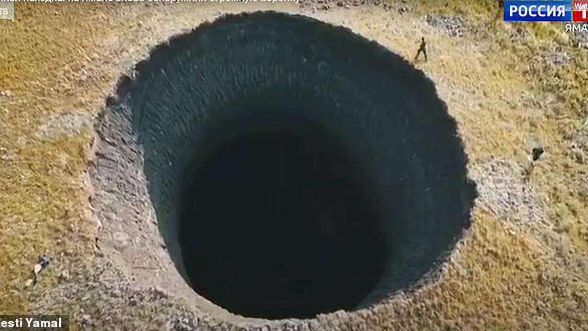 Explozie masivă în Siberia! Craterul uriaş ajunge la 50 de metri VIDEO