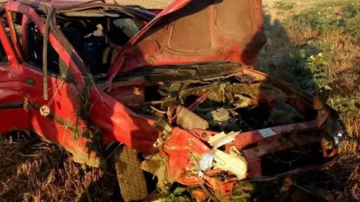 Accident grav în Timiş. Doi bărbaţi au decedat după ce s-au răsturnat cu maşina