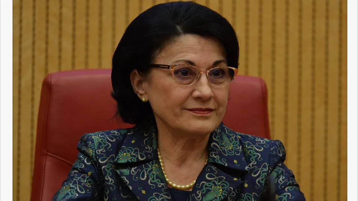 Ecaterina Andronescu, la început de an şcolar: 