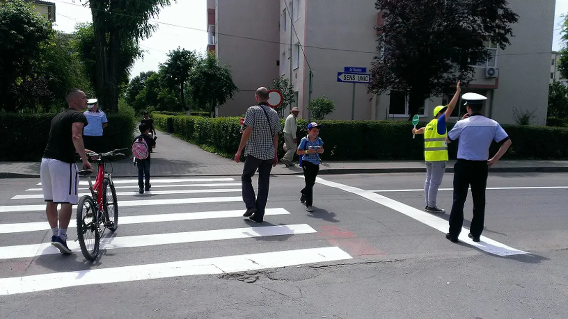 MAI înfiinţează Poliţia Şcolară. Despescu: 