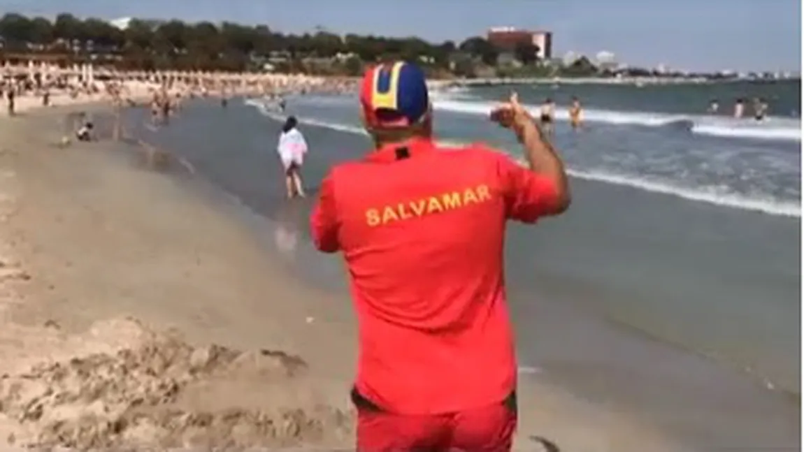 Steag ROŞU pe litoral. Opt turişti salvaţi în ultimul moment din valuri, la Mangalia