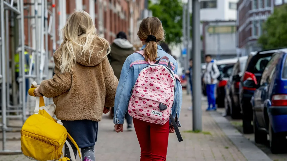 ŞCOLI deschise abia în februarie. Anunţ de la Ministerul Educaţiei