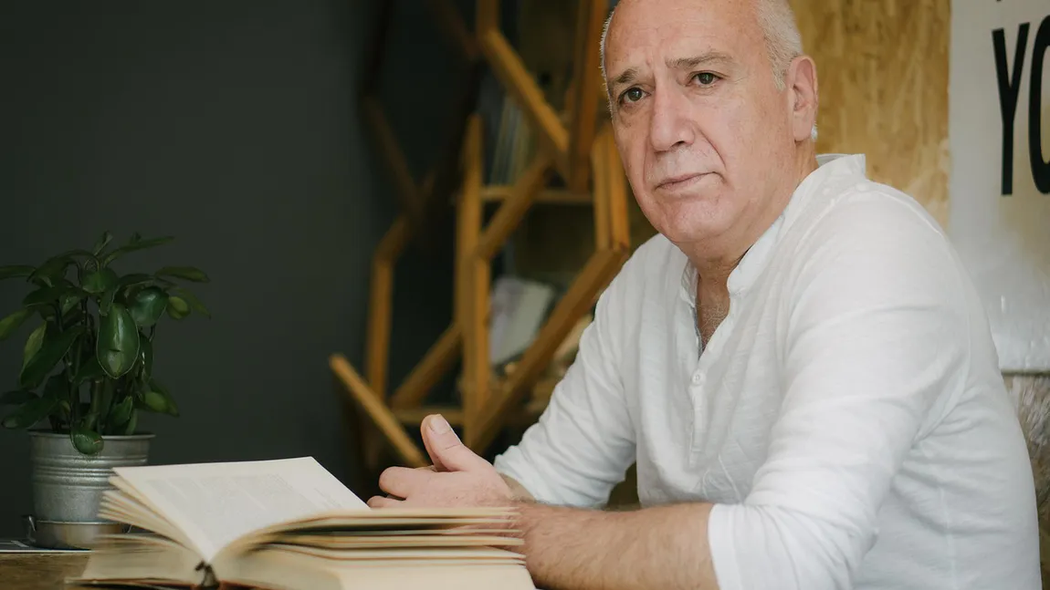 Profesorul din Popeşti-Leordeni, care agresa sexual elevele la meditaţii, a fost condamnat cu suspendare. Prima instanţă ceruse 7 ani