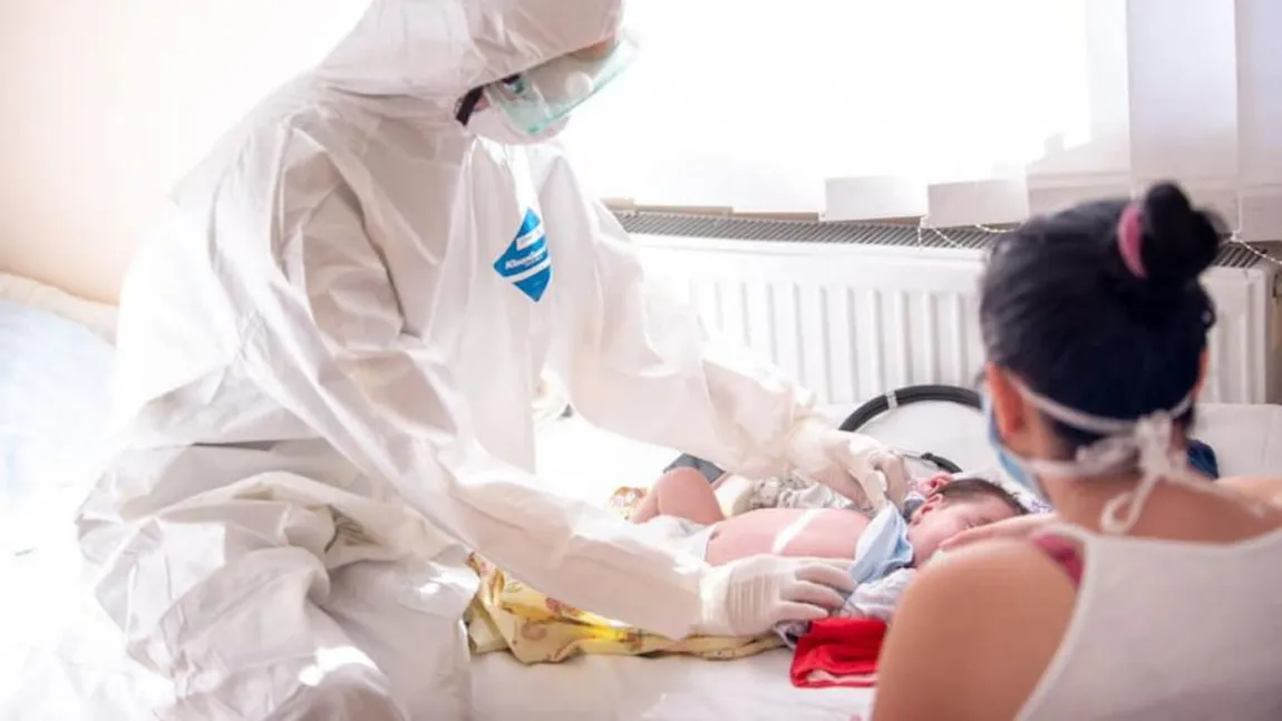 O fetiţă de 4 ani, infectată cu COVID, a murit. Circa 20.000 de copii au fost depistaţi cu coronavirus în România până acum
