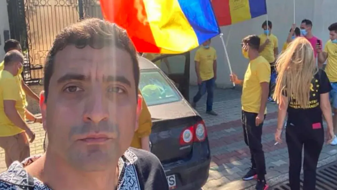 Liderul AUR a apărut într-un clip cu scene interzise minorilor. Ce explicaţii a dat George Simion