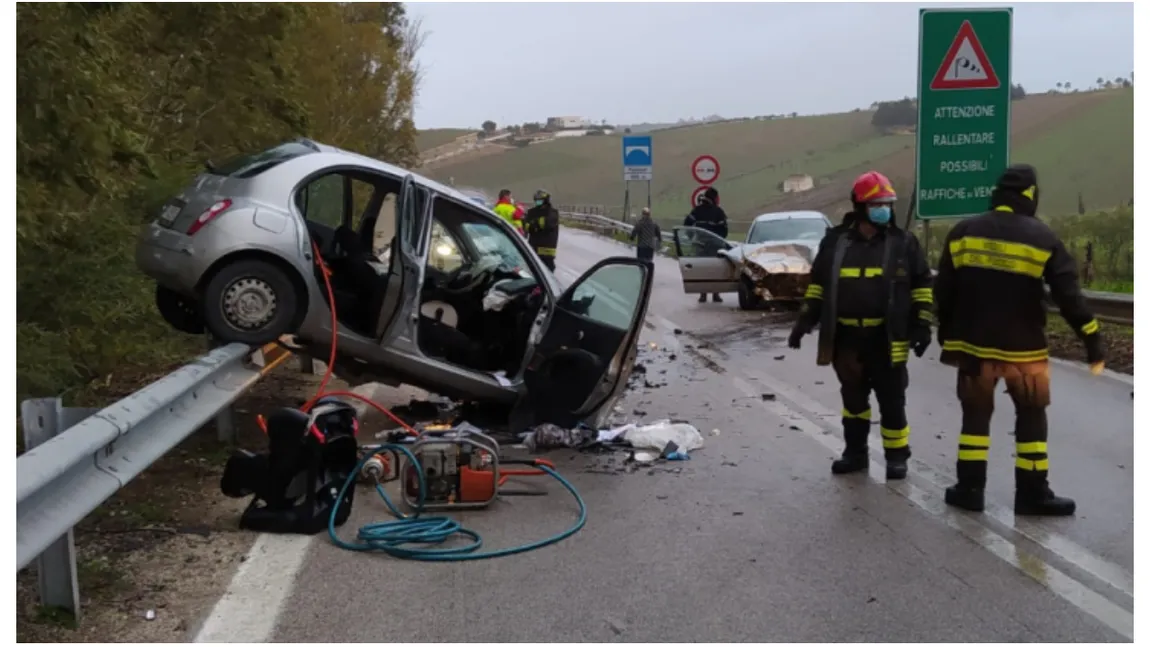 Accident cumplit în Italia. Un român a murit pe loc, se întorcea cu familia de la biserică