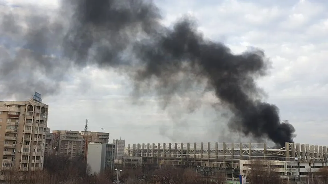 Incendiu la Stadionul Rapidului în Giuleşti