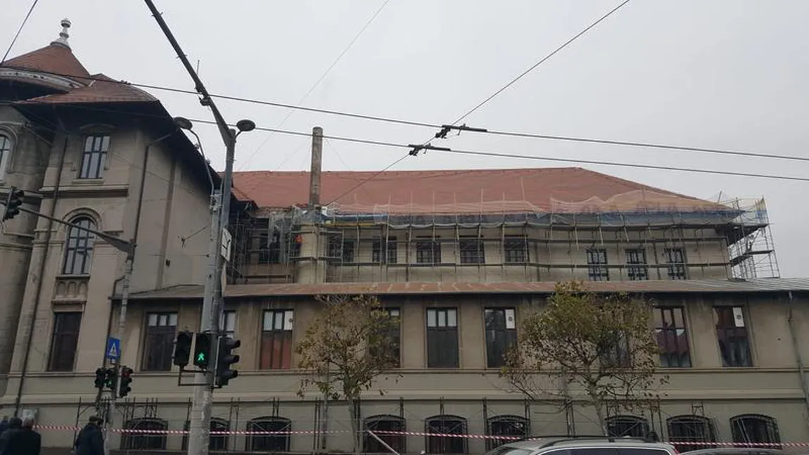 Primăria Sectorului 4 cere evacuarea Colegiului 