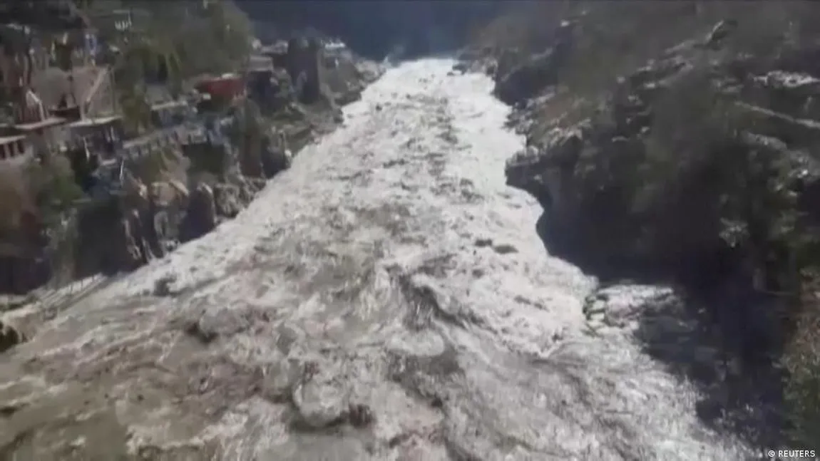 Peste 150 de morţi după ce un gheţar din Himalaya s-a topit brusc
