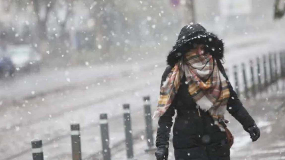 Prognoza meteo 17 februarie. Vremea se încălzeşte, dar vor mai posibile ninsori slabe şi depuneri de polei