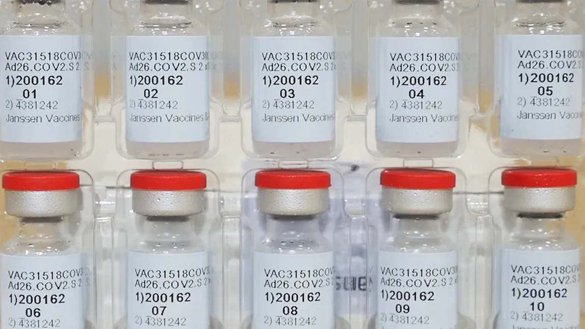 Un nou vaccin folosit în România din aprilie. Prospectul vaccinului Johnson&Johnson. Ce reacţii adverse pot apărea