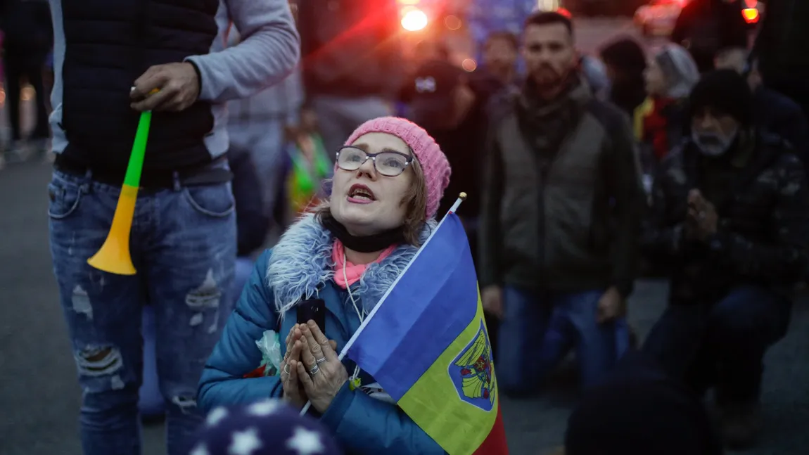 Noi proteste anti-restricţii. George Simion: 